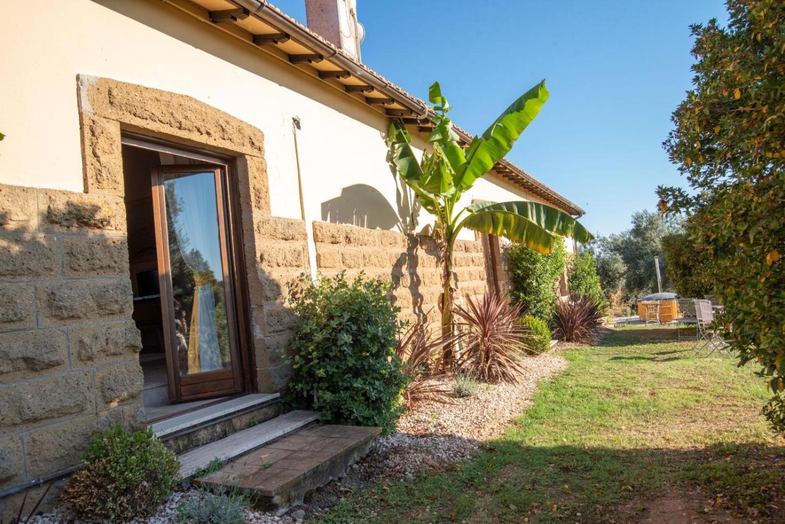 Agriturismo Cerrosughero Canino Dış mekan fotoğraf